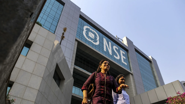 Nhà đầu tư nước ngoài tháo chạy, rút vốn với tốc độ không tưởng: Chuyện gì xảy ra với siêu cường châu Á?