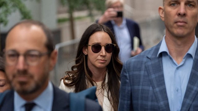 Chấn động Phố Wall: 'Thần đồng fintech' mới 28 tuổi nhưng qua mặt 300 chuyên gia tài chính, JPMorgan ê chề