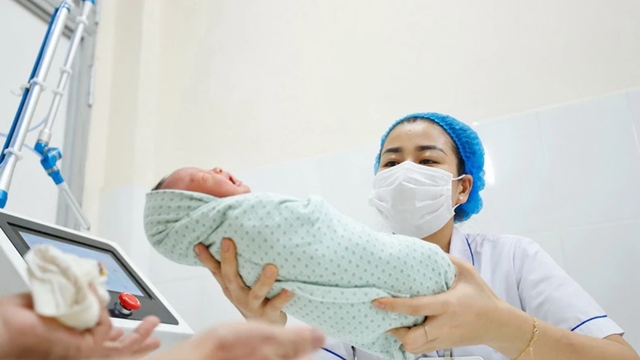 Chính thức từ hôm nay phụ nữ độc thân được làm IVF để sinh con