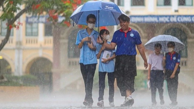 Toàn bộ học sinh Hà Nội nghỉ học ngày 6/10