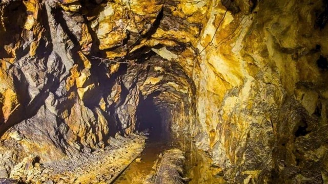 Phát hiện mỏ vàng hơn 1.000 tấn chôn sâu 3.000m dưới lòng đất