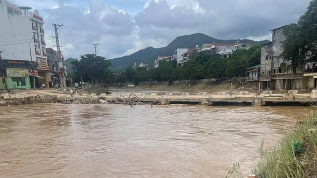 Tin khẩn: Mực nước sông Bằng Giang đang tăng, cảnh báo lũ từ chiều hôm nay