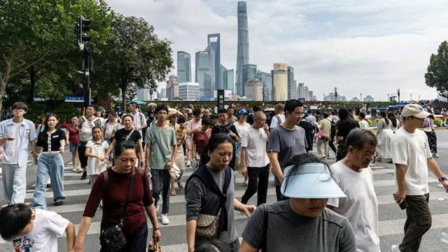 Xuất khẩu bùng nổ không cứu được GDP Trung Quốc