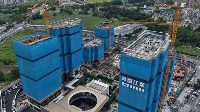 Trung Quốc hết thời 'phù phép tăng trưởng' bằng bất động sản?