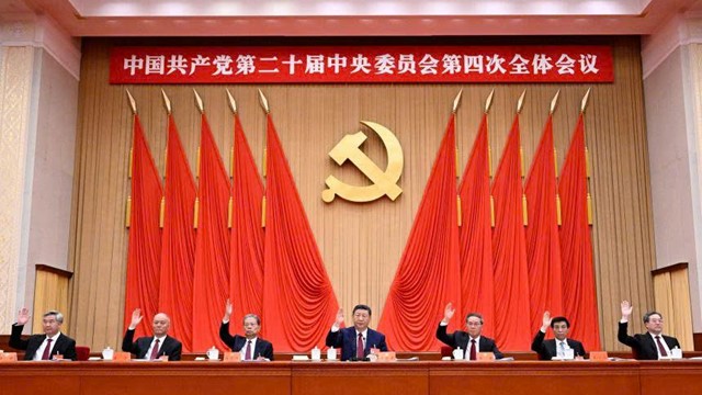 Trung Quốc tung ‘vũ khí chiến lược’ giữa lúc Mỹ tê liệt vì khủng hoảng ngân sách