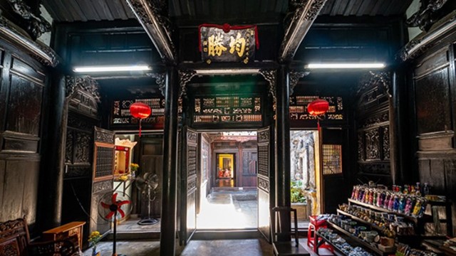 Ngôi nhà 300 tuổi ghi dấu các trận lụt lịch sử ở Hội An: Được làm bằng gỗ lim quý hiếm, chủ nhân là thương nhân giàu có