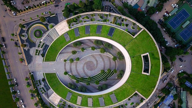 Tòa nhà 18.000m2 đầu tiên tại Hà Nội đạt tiêu chuẩn 'xanh' của Mỹ: Thi công kỷ lục trong 14 tháng, sức chứa lên đến 1.000 người