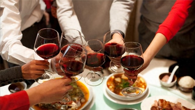 5 sự thật phũ phàng tôi nhận ra sau khi đi họp lớp