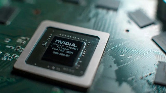 Mỹ siết cửa, chip Nvidia vẫn âm thầm ‘nuôi’ AI Trung Quốc qua Đông Nam Á 