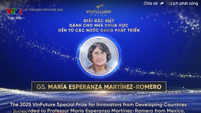 Nữ Giáo sư được xướng tên đầu tiên tại VinFuture 2025, là chủ nhân của giải thưởng gần 13 tỷ