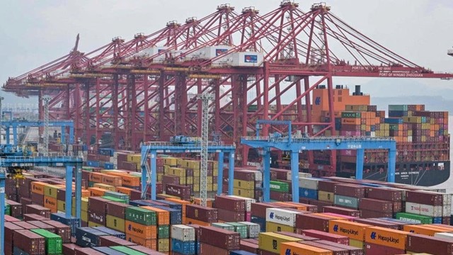 Điều gì sẽ xảy ra khi hàng trăm cảng trên thế giới vận hành bằng AI Trung Quốc?