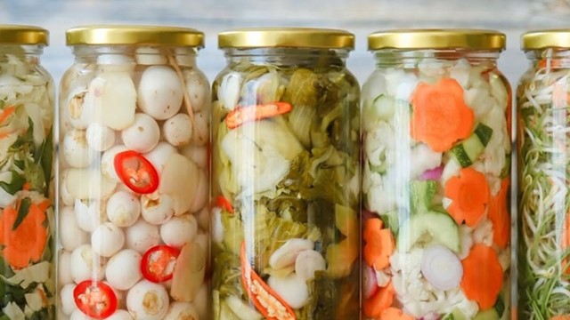 Giáo sư Nhật Bản chỉ ra 10 thực phẩm âm thầm hủy hoại thận 