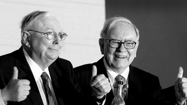Charlie Munger – Bộ não sắc bén bí mật ‘tái lập trình’ tư duy đầu tư của Warren Buffett