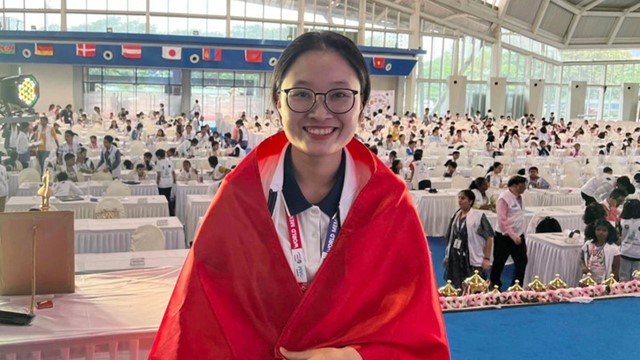 'Thần đồng' Việt sinh năm 2000 giành Huy chương Vàng 'Siêu trí nhớ thế giới', lập kỷ lục đặc biệt