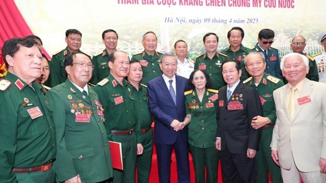 Thanh niên xung phong chính thức được tăng trợ cấp hằng tháng