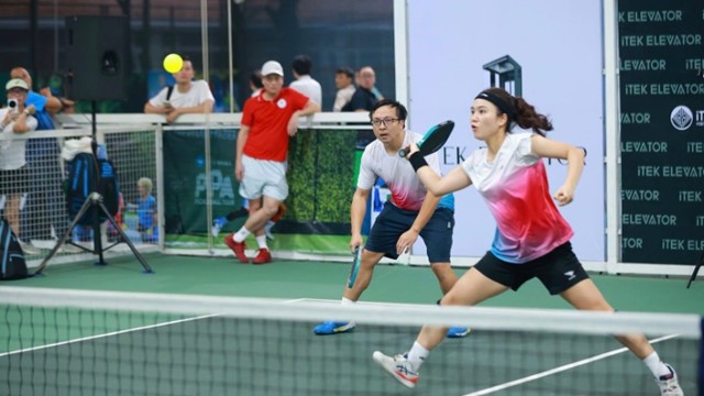 Người đàn ông 50 tuổi ngừng tim đột ngột khi chơi pickleball: Bác sĩ lý giải nguyên nhân