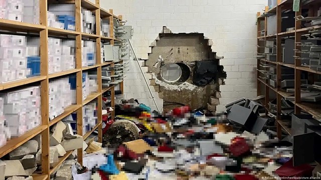 Băng nhóm khoan xuyên tường kho ngân hàng, phá khóa 3.200 két sắt, cuỗm hơn 926 tỷ đồng