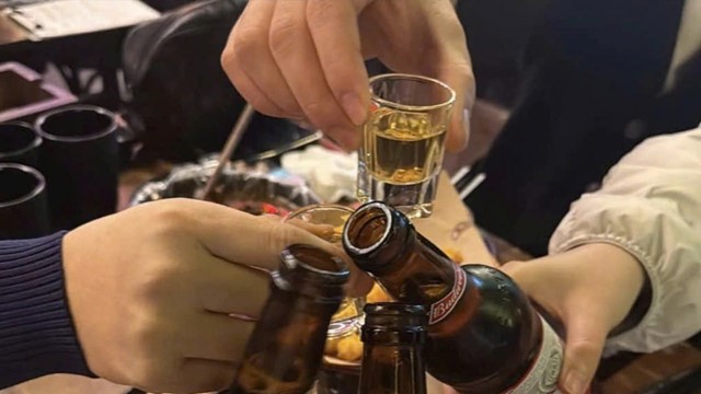 Uống rượu bia thế nào để hạn chế tác hại cho sức khỏe?