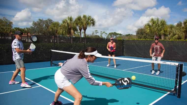 Tại sao không nên uống rượu bia sau khi đánh Pickleball?