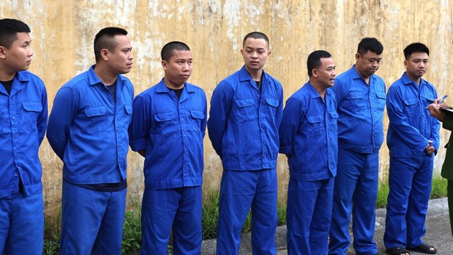 Khởi tố Nguyễn Huy Việt SN 1993 cùng 7 đối tượng nhiều tiền án tiền sự, liên quan đến đường dây cá độ trực tuyến 1.200 tỷ