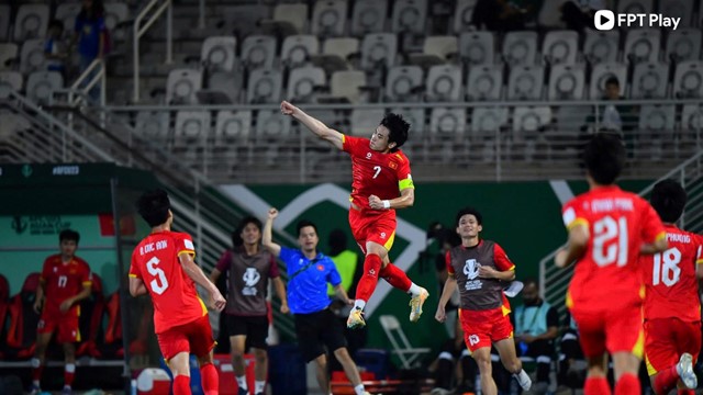 U23 Việt Nam được Thủ tướng chúc mừng, nhận thưởng gần 10 tỷ đồng