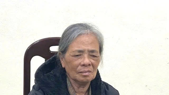 Bắt bà chủ tiệm tạp hóa 76 tuổi