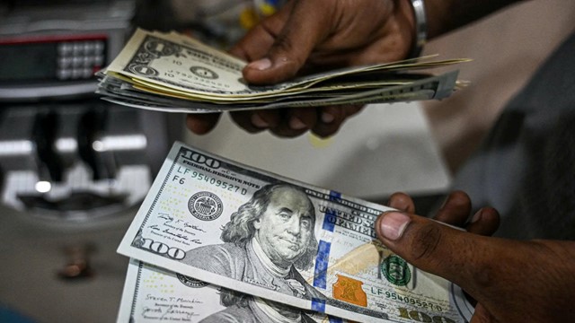 Lần đầu tiên trong thế kỷ 21: Nghi vấn Fed bán đô để mua yên, USD đối diện ‘cú sốc tâm lý’ mới?