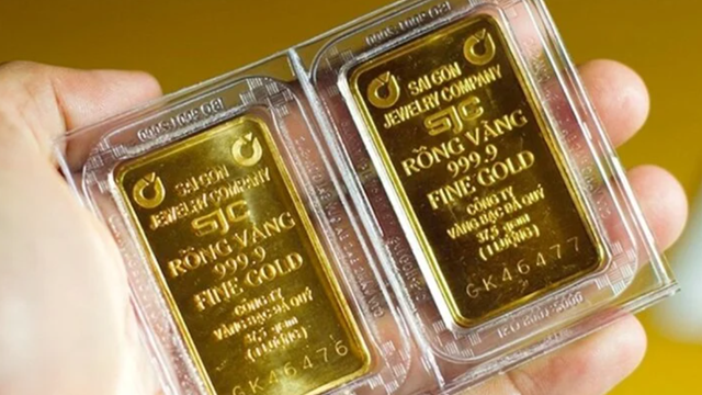 Giá vàng hôm nay (24/4): Giảm sâu sau phiên đấu thầu vàng miếng