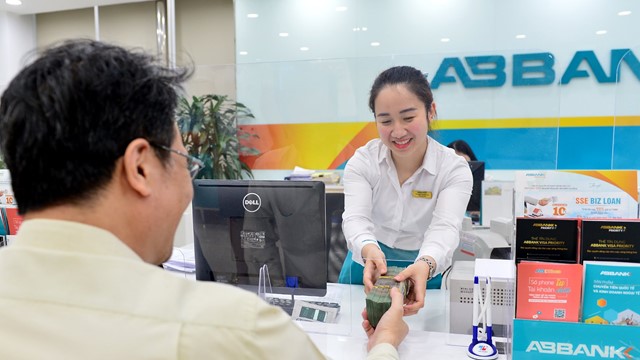 ABBank và BaoViet Bank tăng mạnh lãi suất huy động kỳ hạn ngắn