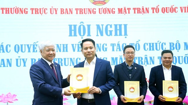 Bổ nhiệm nhà báo Trương Thành Trung giữ chức vụ Tổng Biên tập Báo Đại Đoàn Kết