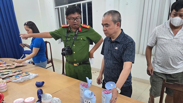 4,2 kg ma túy “đội lốt” thực phẩm bị thu giữ tại sân bay Nội Bài