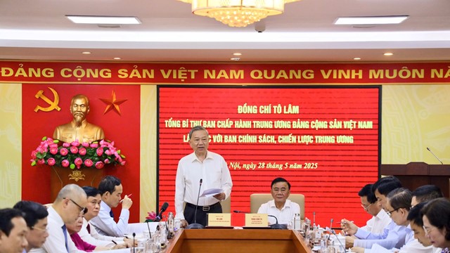 Tổng Bí thư Tô Lâm: Giá vàng trong nước và quốc tế chênh lệch lớn, kéo theo nhiều hệ lụy