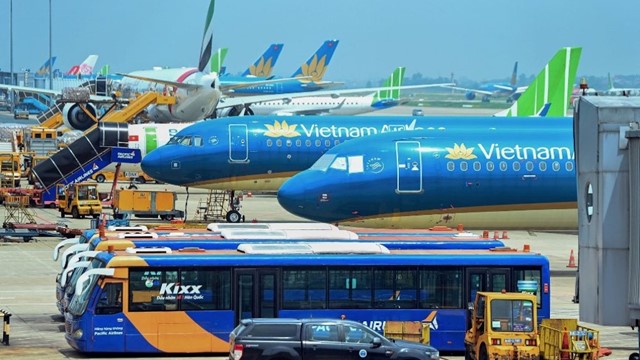 Gần 60 triệu lượt khách qua cảng hàng không trong nửa đầu năm 2025