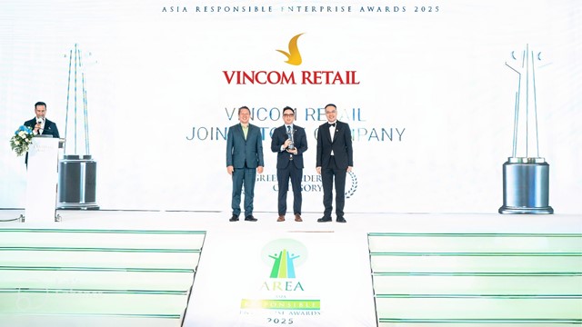 Vincom Retail tiếp tục được vinh danh TOP 50 công ty niêm yết tốt nhất Việt Nam và lãnh đạo xanh Châu Á