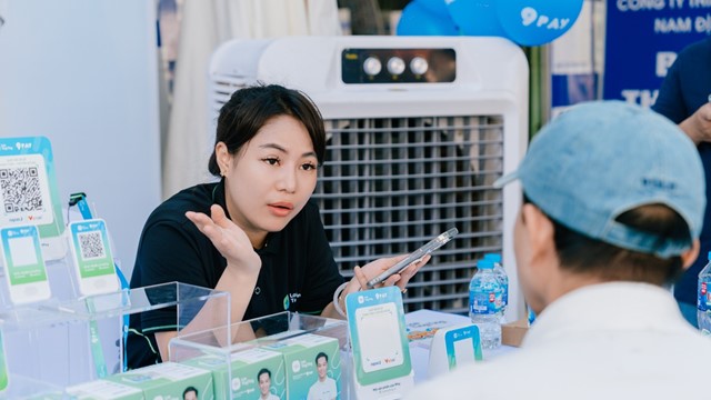 Loa TingTing hỗ trợ tiểu thương chợ truyền thống với giải pháp thanh toán qua chuyển khoản