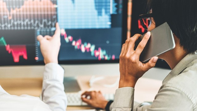 Tư vấn chứng khoán “chui” trên mạng, Ủy Ban Chứng khoán có động thái