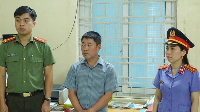 Bắt kế toán giúp 3 doanh nghiệp trốn thuế gần 80 tỷ đồng