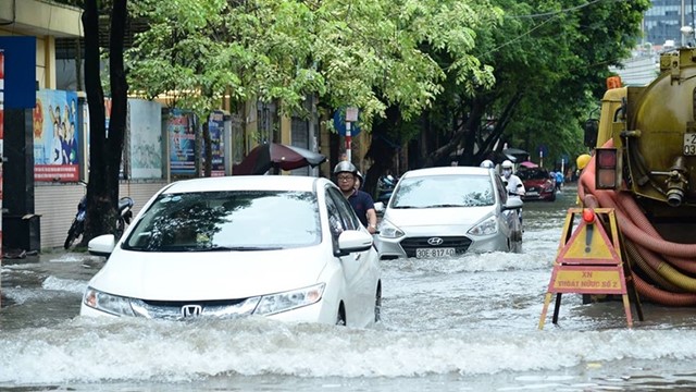 Chủ ô tô cần lưu ý gì để được bồi thường bảo hiểm sau mưa lũ?
