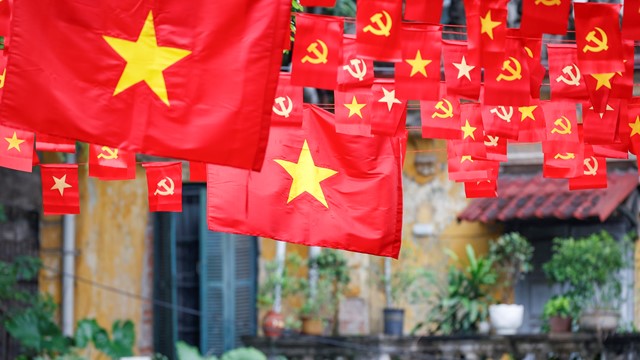 Tin vui: Mỗi người dân được tặng 100.000 đồng ăn Tết Độc lập