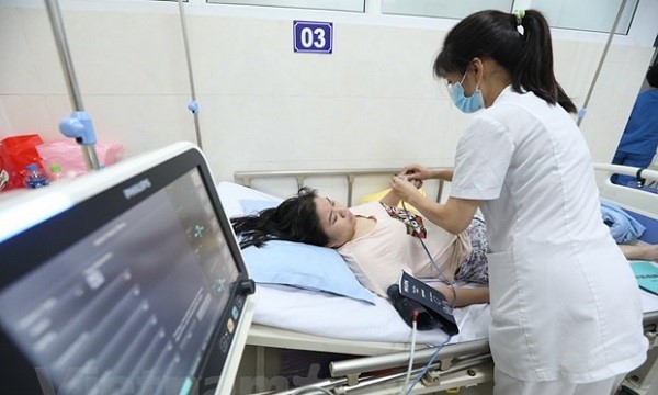 Đóng bảo hiểm y tế, một học sinh mắc bệnh bạch cầu được chi trả gần 1 tỷ đồng