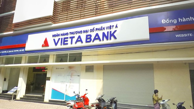 Khách hàng gửi tiết kiệm ngân hàng có thể hưởng lãi suất đến 6,8%/năm