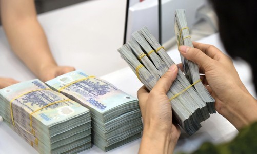 Lãi suất gửi tiết kiệm tại Big 4 tháng 9/2025: Cao nhất 4,9%/năm