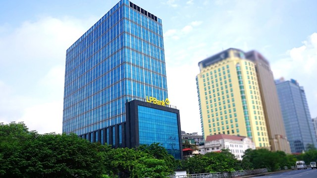 LPBank cộng thêm tới 1,5%/năm lãi suất cho khách hàng gửi tiết kiệm