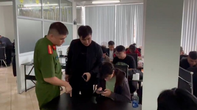 Cho vay qua app với lãi suất 2.000%/năm, nhóm đối tượng ở Lạng Sơn bị khởi tố