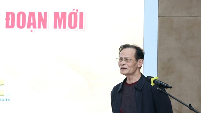 TS Lê Xuân Nghĩa: Cần sớm có sàn giao dịch vàng vật chất để chấm dứt tình trạng "mù mờ giá"