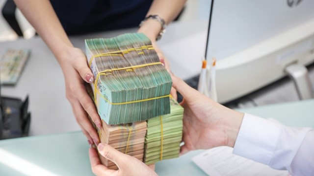 Lãi suất tiền gửi tiếp tục đi lên, LPBank và BaoViet Bank đồng loạt điều chỉnh