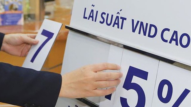 Big 4 niêm yết lãi suất ra sao?