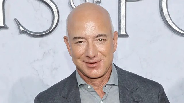 Cổ phiếu Amazon lập đỉnh cao nhất mọi thời đại, tỷ phú Jeff Bezos bán vội thu lãi khủng