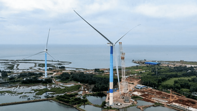 Láng giềng Việt Nam hoàn tất lắp đặt turbine gió ngoài khơi công suất lớn nhất thế giới,  đủ cung cấp điện cho 96.000 hộ gia đình trong 1 năm