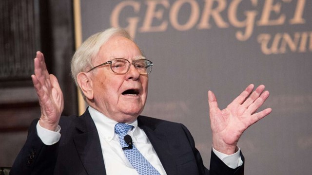 Thẳng tay chê Warren Buffett ‘hèn nhát’, ‘ông trùm’ bất động sản hé lộ sự thật về cách tỷ phú huyền thoại kiếm tiền